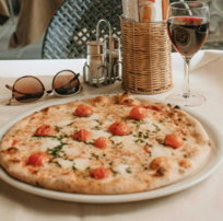 pizza-on-white-tray.jpg pizza on white tray